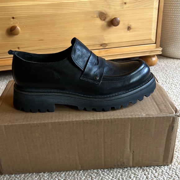 MOMA Chunky Loafer size 40 Black Brand New, never worn. - Picture 3 of 9